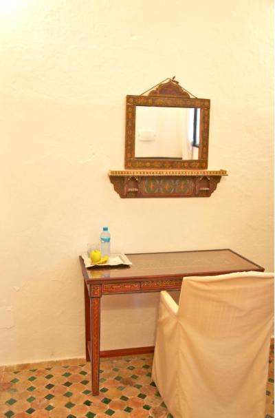 Dar Rass El Maa Otel Şafşavan Dış mekan fotoğraf